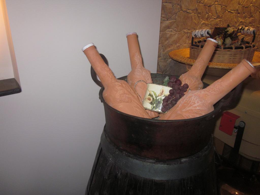 La Tavernetta Dell'Etna Zafferana Etnea Exterior foto